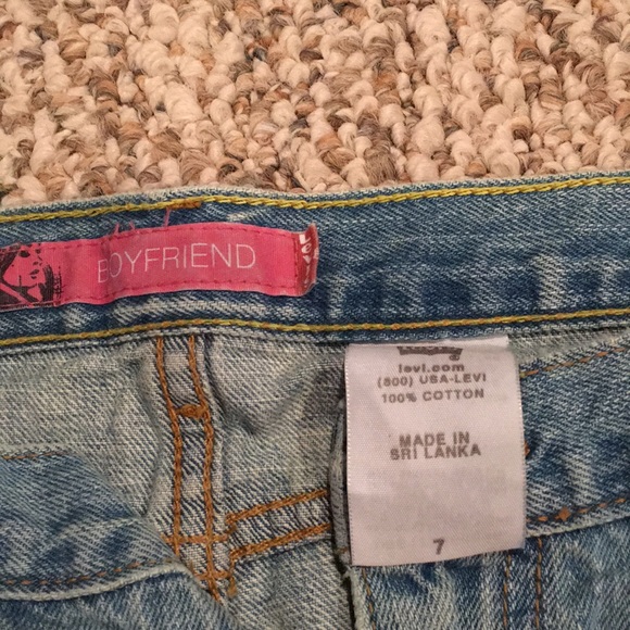 Shorts - Picture 3 of 3